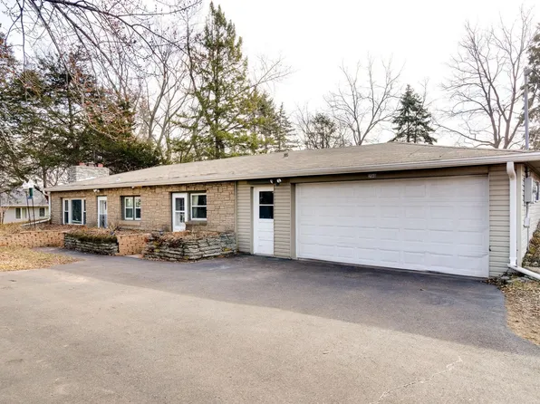 2540 Spruce St, Little Canada, MN 55117