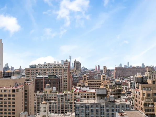 225 West 28th Street image 11 of 26