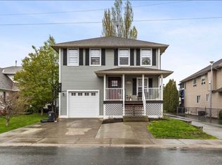 34795 1st Ave, Abbotsford, BC V2S8C2