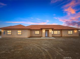 3820 Aragon Rd, Phelan, CA 92371