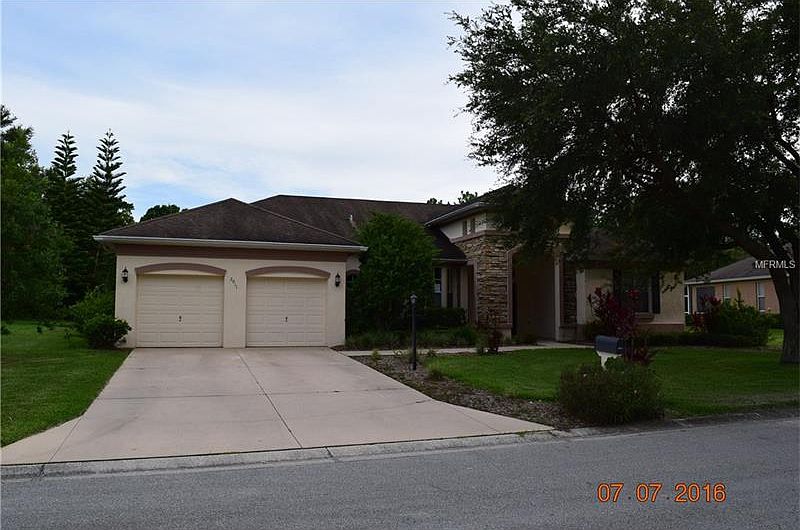 1st image of 2911 Sutton Oaks Ct