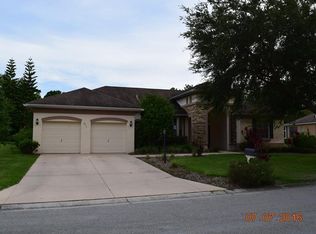 2911 Sutton Oaks Ct, Plant City, FL 33566
