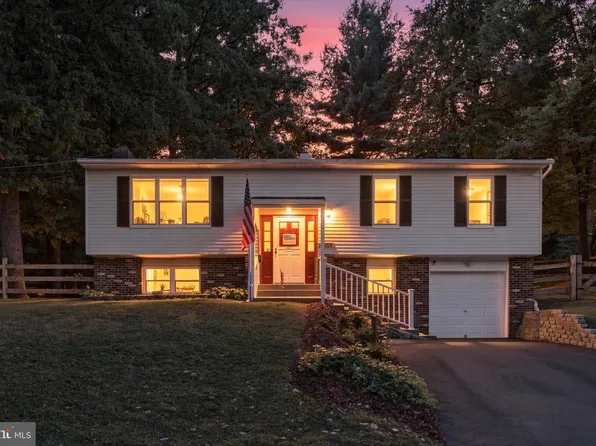 1024 Oak St, Coatesville, PA 19320