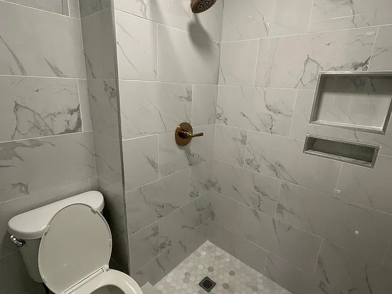 569 Winthrop Ave #2 — Photo 5