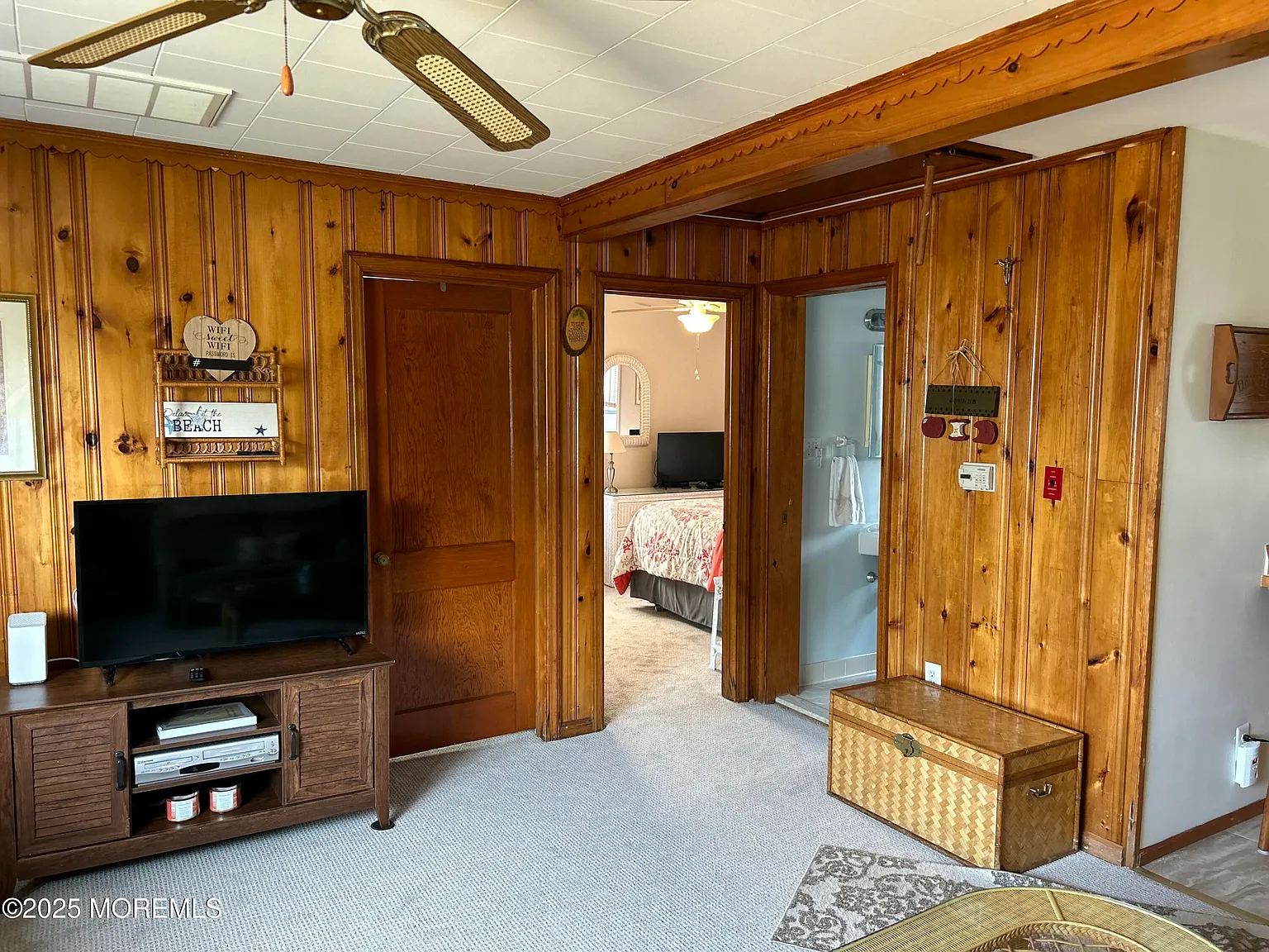 3 bed, 918 sqft, $2,200 — Photo 4