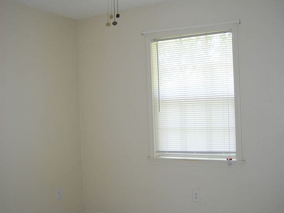4th image of 4432 Biglin Bayou Dr