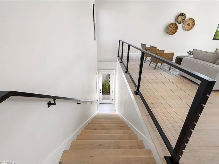 2721 Van Buren Ave — Photo 14