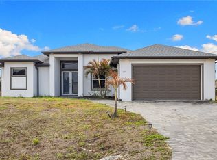 2605 30th St SW, Lehigh Acres, FL 33976