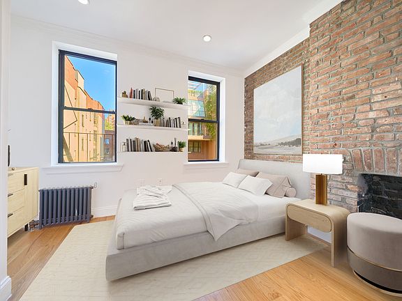 4th image of 233 E 82nd St #44