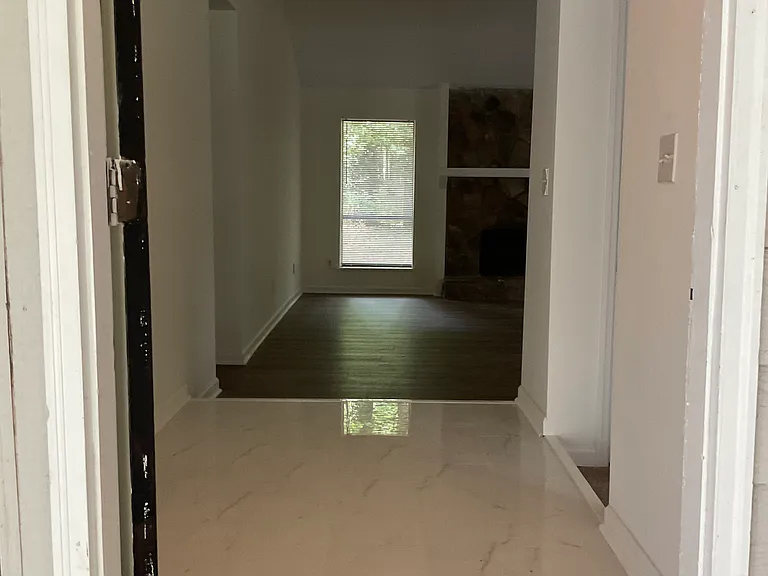 8911 Wesley Pl — Photo 3