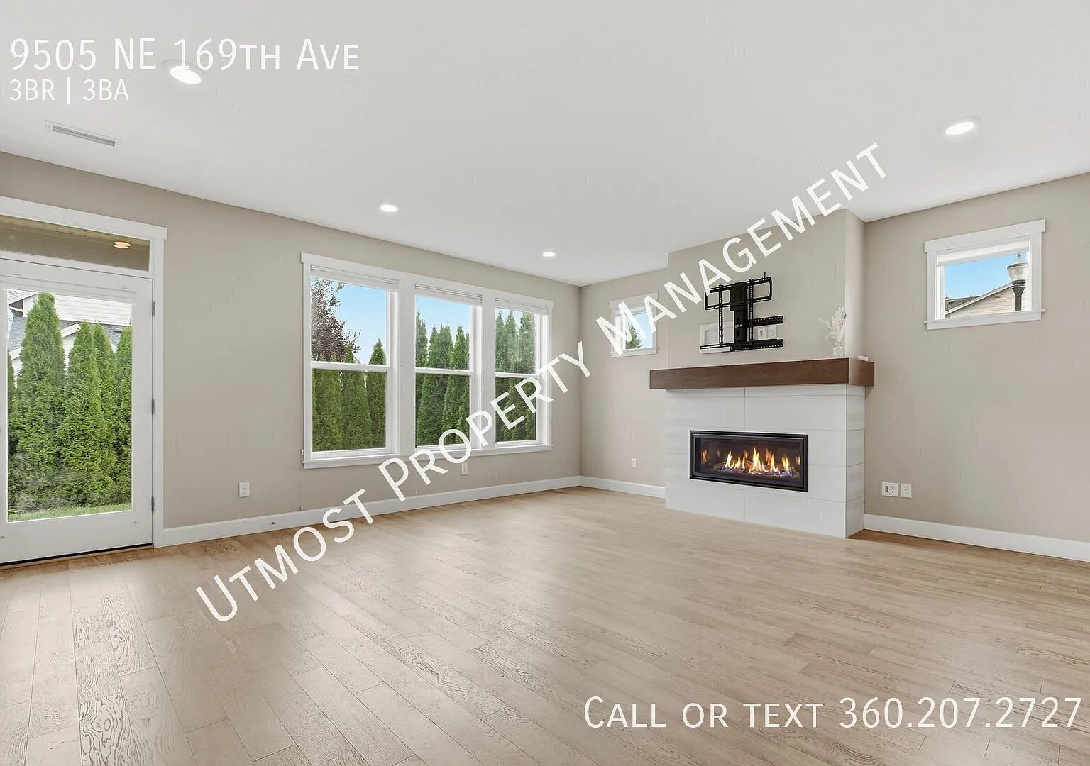 Beautifully appointed 3BD Modern Home in Vancouver — Photo 4