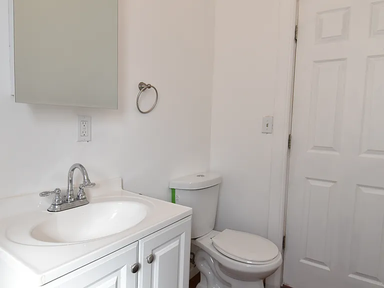 94 Grant St #2 — Photo 9