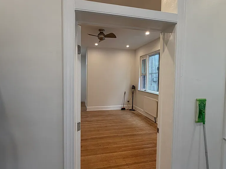 1535 S Broad St #1R — Photo 10