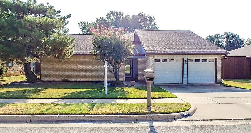 1st image of 3112 Vintage Way