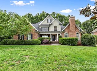 1200 Churchill Downs Dr, Waxhaw, NC 28173