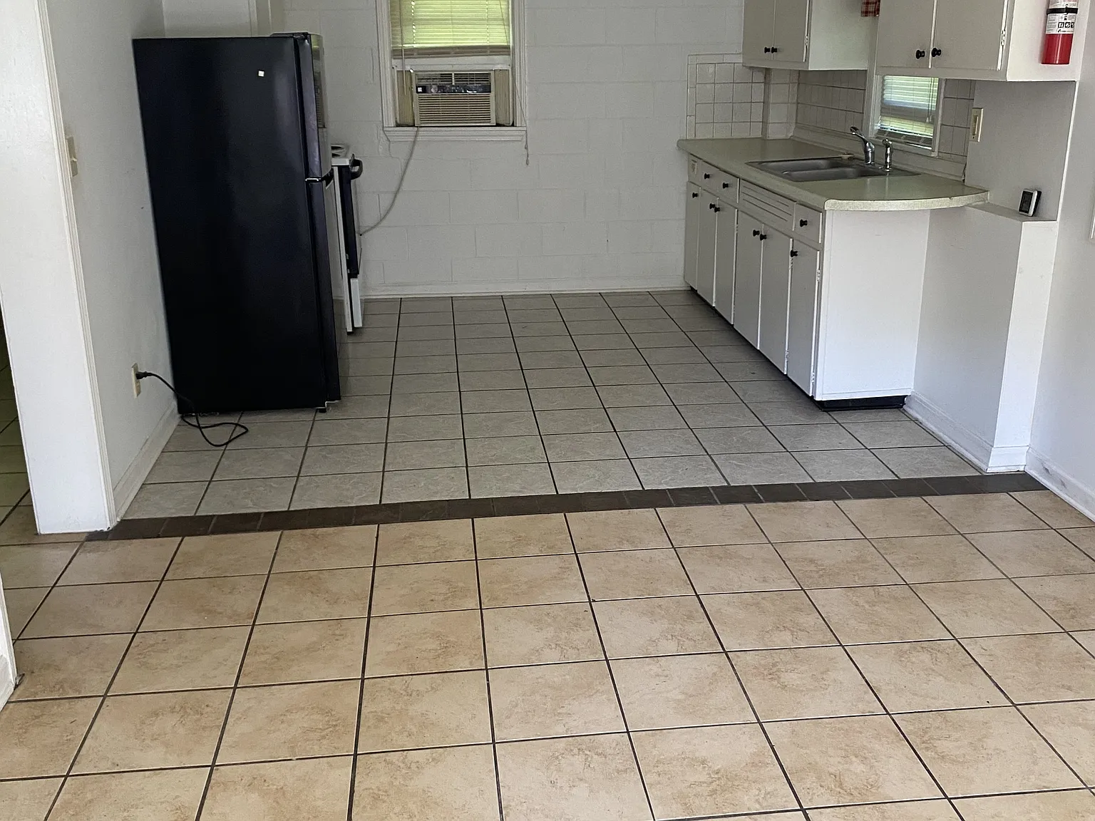 217 Deerfield Drive — Photo 2