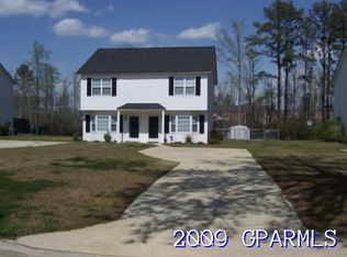 220 Lake Rd #B, Greenville, NC 27834