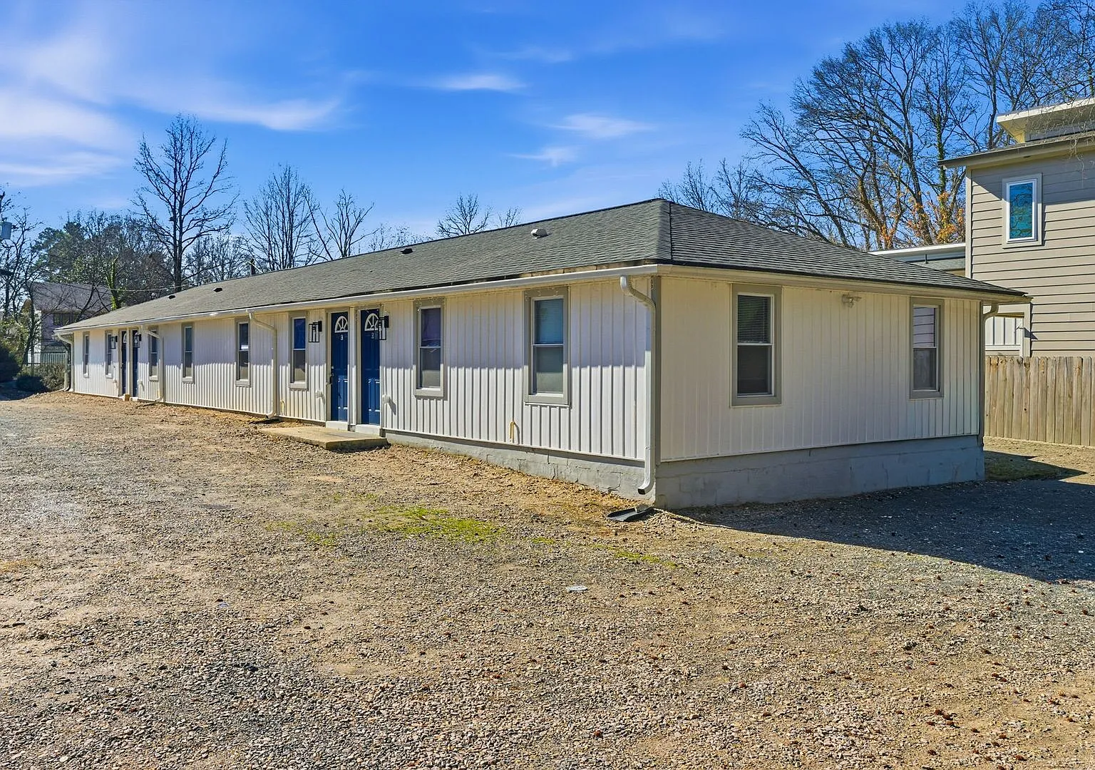 403 Price Ave — Photo 1