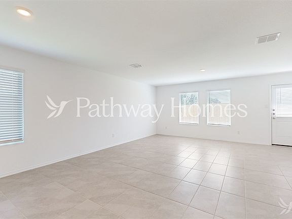 5th image of 4045 Dublin Ridge Dr