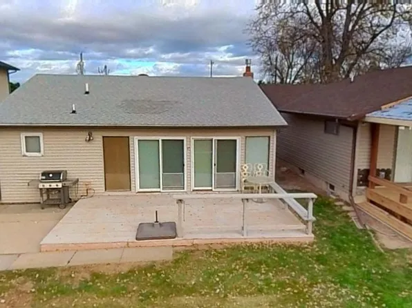 2 Perch Bay #6, Elwood, NE 68937