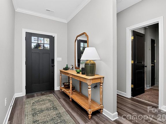 3rd image of 4514 Bright Rd