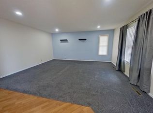 4926 Tallgrass Pl, Columbus, NE 68601