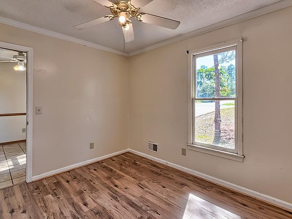 5th image of 64 Camp Creek Dr
