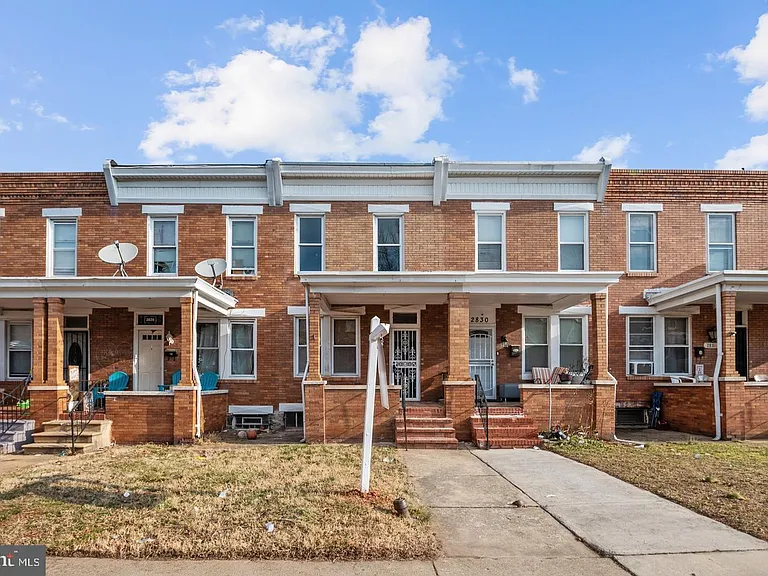 2828 Lake Ave — Photo 1