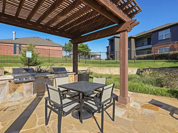 Trails of Sanger, Newly Renovated Apartment Homes