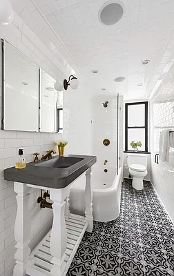 Sold by Sotheby's International Realty | media 8