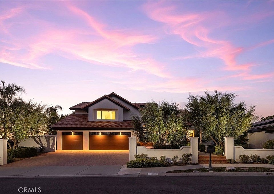 1st image of 24891 Buckskin Dr