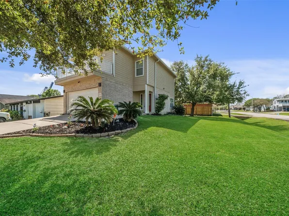 3802 Barracuda Ln, La Porte, TX 77571