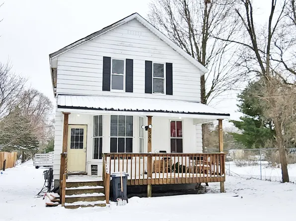 1388 E Wilcox Ave, White Cloud, MI 49349