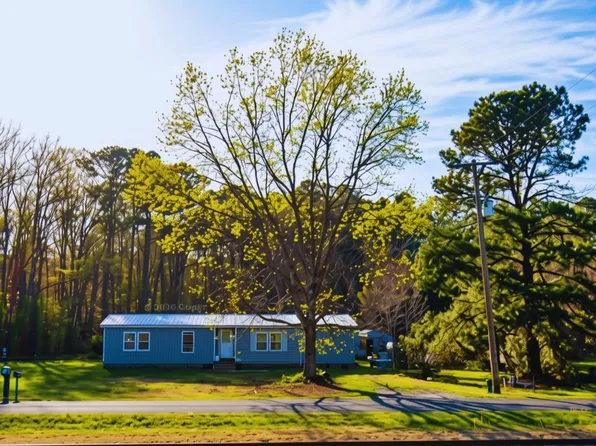 10403 Doe Dr, Berlin, MD 21811