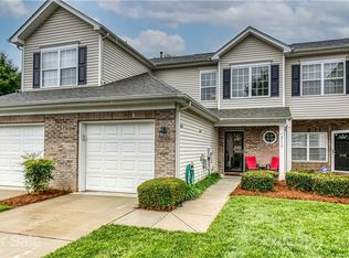 2312 Calabassas Ln, Matthews, NC 28105