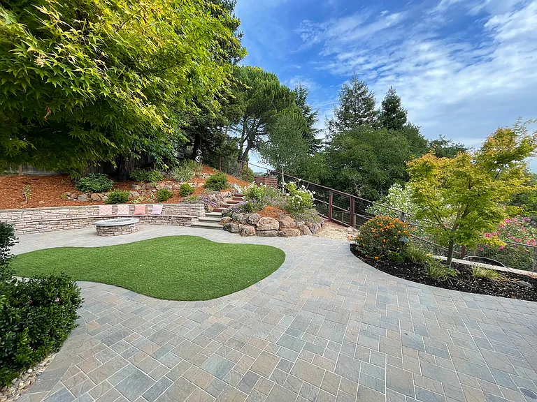 Charter Oaks Dr — Photo 35