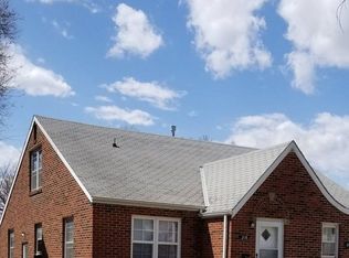 216 S 9th St, Salina, KS 67401