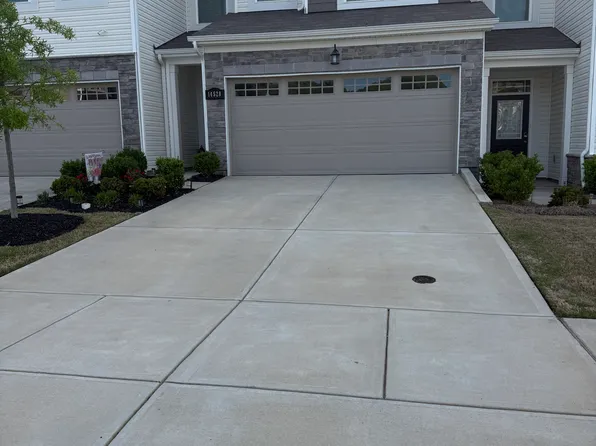 14528 Tamarack Dr, Charlotte, NC 28278