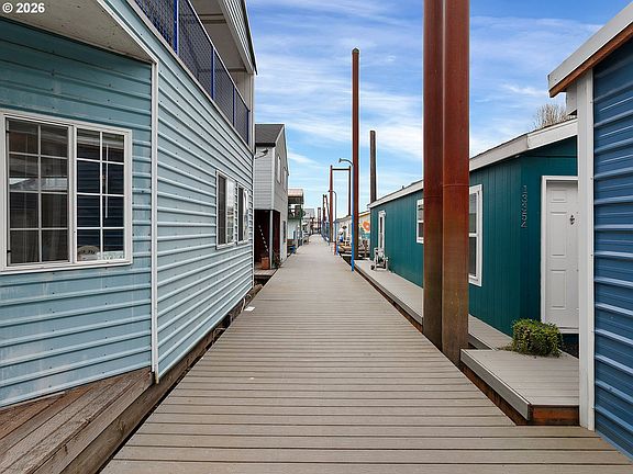 4th image of 13358 NW Marina Way #W3