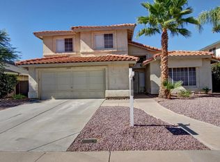 4022 W Creedance Blvd, Glendale, AZ 85310