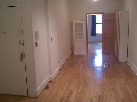 Rented by Alta Real Estate | media 92