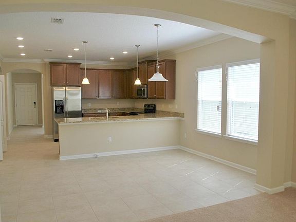 4th image of 7124 Claremont Creek Dr #174