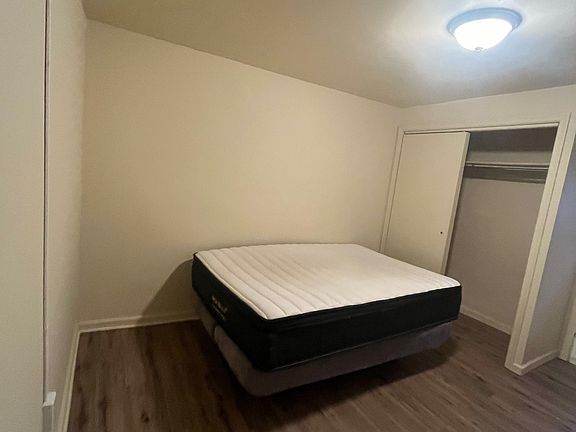 5th image of 846 N Woodstock St #1