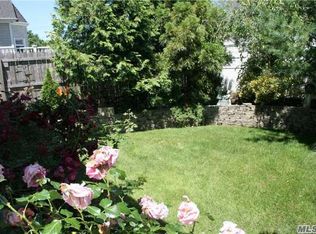 212 Biltmore Blvd, Massapequa, NY 11758