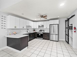 13916 Folkestone Cir, Wellington, FL 33414