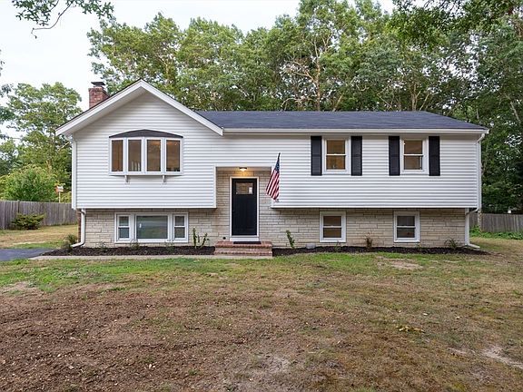 2nd image of 18 Montgomery Dr