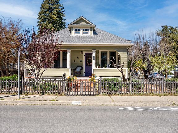 2nd image of 300 Scott Street