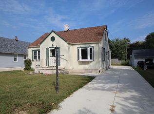 632 Drexel Blvd, Machesney Park, IL 61115