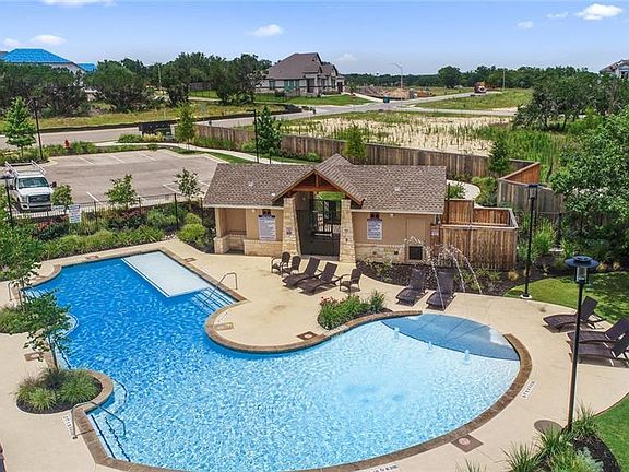 4th image of 3511 Scenic Valley Dr