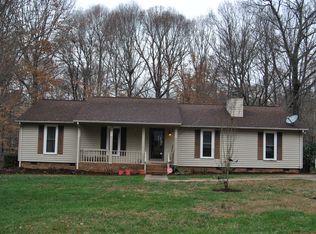 126 Lauren Ct, Gastonia, NC 28056